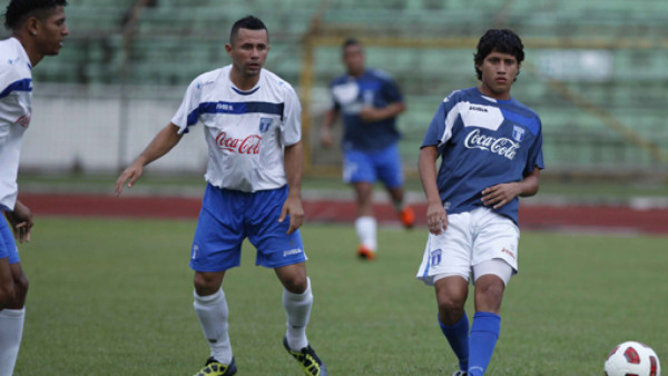 El chico que tiene encantados a varios técnicos en Honduras