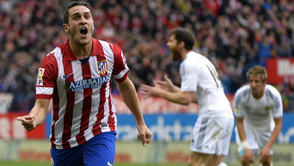 Real Madrid sufre, pero sigue líder en España