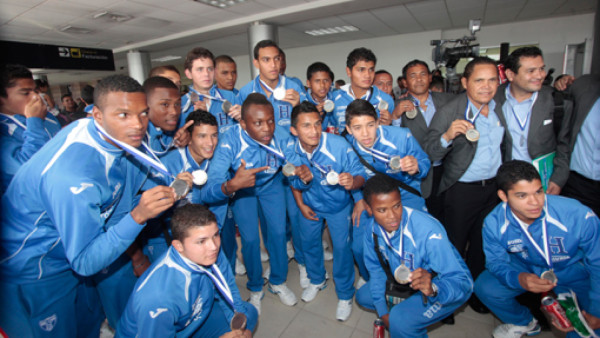 Sub-17 de Honduras fue recibida como grande