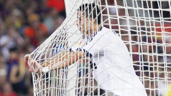 Peluquero de CR7 pone en alerta a Real Madrid