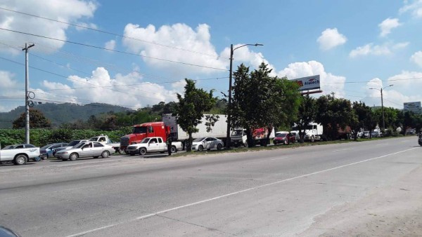 Desalojos y detenidos en fuertes operativos por las ciudades de Honduras durante toque de queda por coronavirus