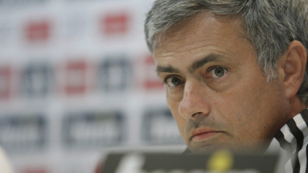 'Vamos a pelear por continuar en primera división': Mourinho