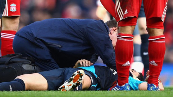 Jugador del Arsenal sufre conmoción cerebral