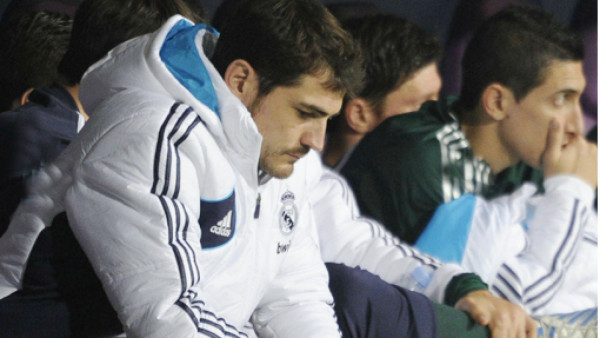 El sufrimiento de Casillas en la banca