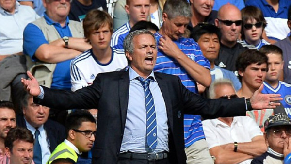 VIDEO: El 'Ojo de Halcón” arruinó el festejo de Mourinho