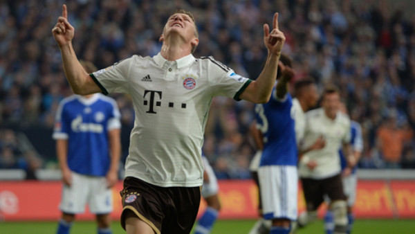 Bayern Munich golea al Schalke y alcanza al Dortmund