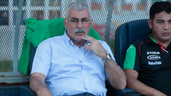 Hoy se define el futuro de Manuel Keosseián