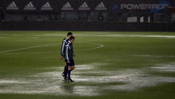 Argentina-Brasil: Las fotos del estadio Monumental inundado