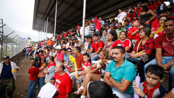 Tocoa es sinónimo de fiesta, fútbol y pasión