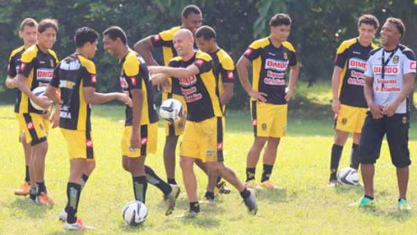 En Real España no quieren una paternidad del Vida