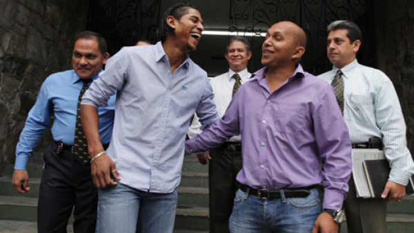 Costly y Manrique firmaron la paz