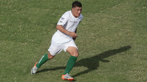 Adán Ramírez alega irregularidades en su contrato