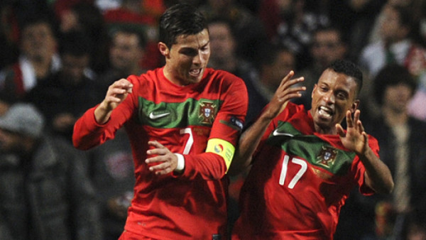 Portugal golea y se mete a la Eurocopa