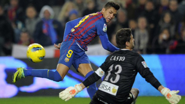 Barcelona sudó sangre para ganar en casa