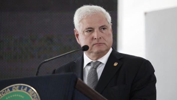 Jugoso premio del presidente de Panamá si vencen a Honduras