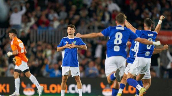Adri Contreras anotó el “penal presidente” y celebró como Cristiano Ronaldo.