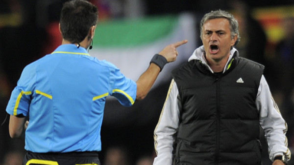 Mourinho: 'Hay que saber por qué nos felicitó Guardiola'