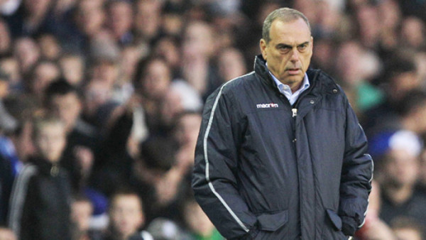 Avram Grant aseguró que un club iraní canceló un partido porque es israelí