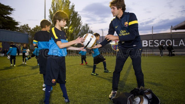VIDEO: Gabriel Muniz deleitó en las canteras del Barcelona