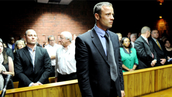 Reeva Steenkamp gritó a Pistorius: '¡No dispares!”, según un testigo