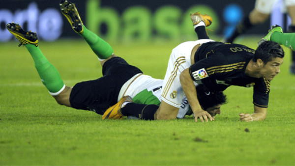 Real Madrid se estrella contra Racing