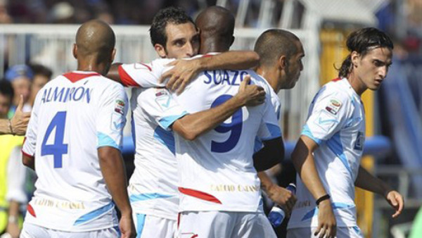 David Suazo sufrió lesión con Catania