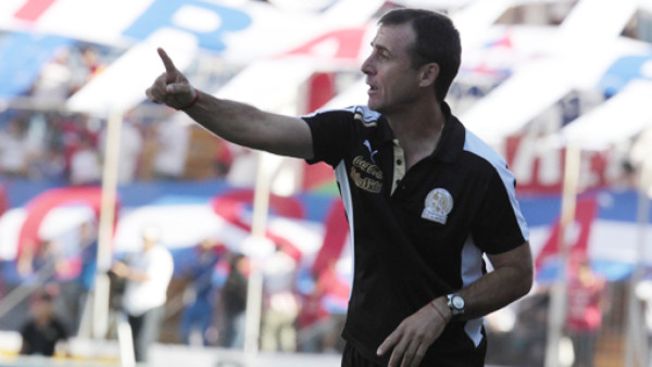 Danilo Tosello; 'Yo no hablo de los árbitros'
