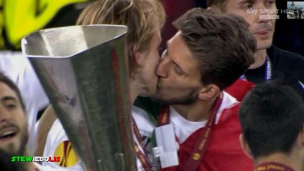 Futbolistas que salieron del closet y otros que fueron sañalados de homosexuales