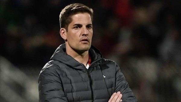 Mercado: El técnico top que se ofrece al Barcelona y la decisión del Real Madrid con los fichajes