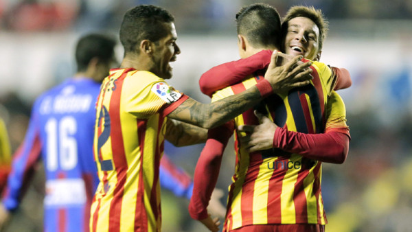 Barcelona pone un pie en semifinal de Copa