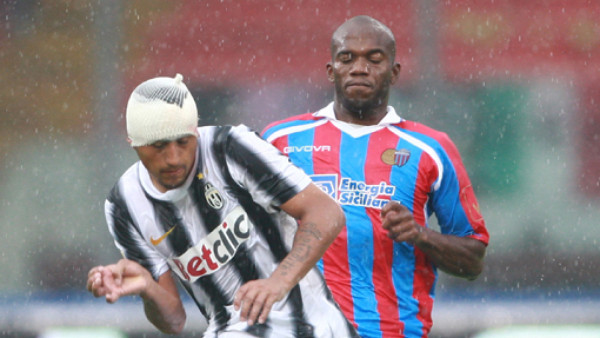 Catania deja escapar la victoria ante Juve