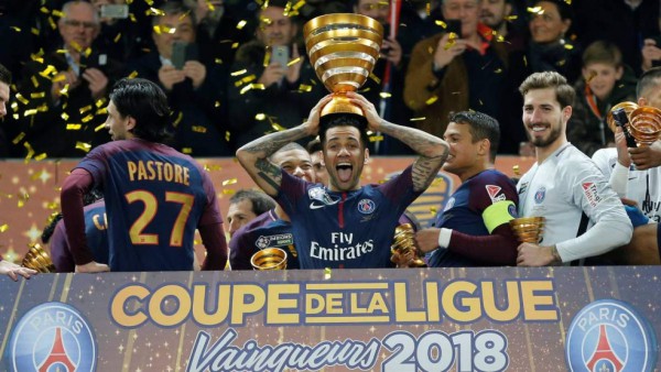 ¡Increíble top! Los 12 futbolistas que han ganado más de 30 títulos en clubes