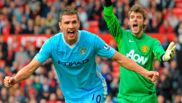 El City golea 6-1 al United en el derbi de Manchester.