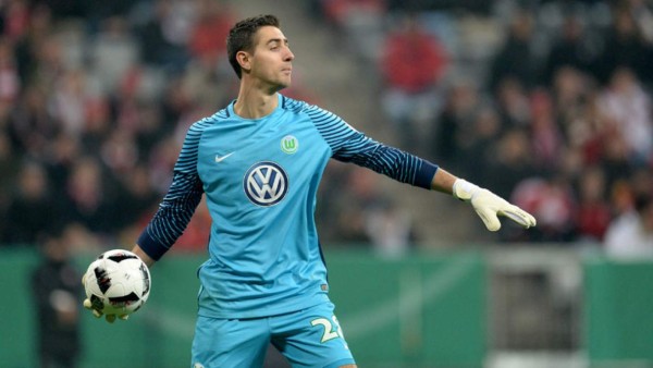 MERCADO: Real Madrid suma dos delanteros; Barcelona oficializará dos salidas