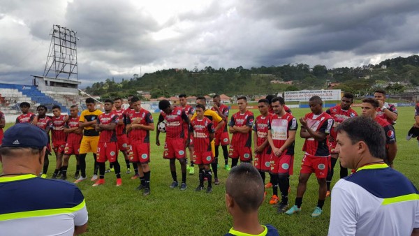 MERCADO: Delantero danés se prueba en Honduras y Buba López es noticia