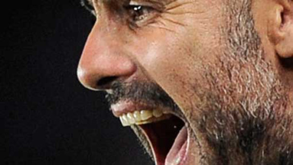 Milan arañó un empate de último minuto en casa del campeón .