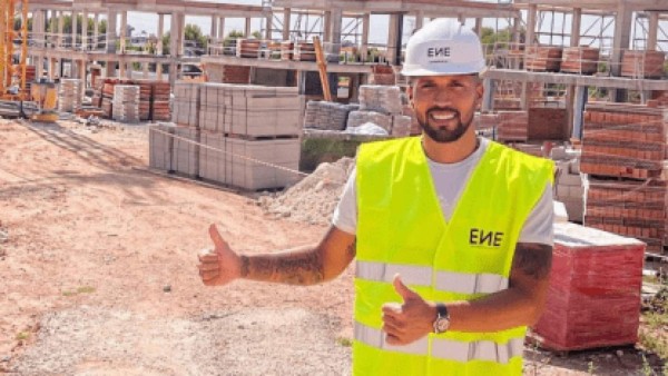 De jugar en el Real Madrid y ser subcampeón del mundo a trabajar en la construcción: Revelan el valor de cada casa que hace&nbsp;&nbsp;