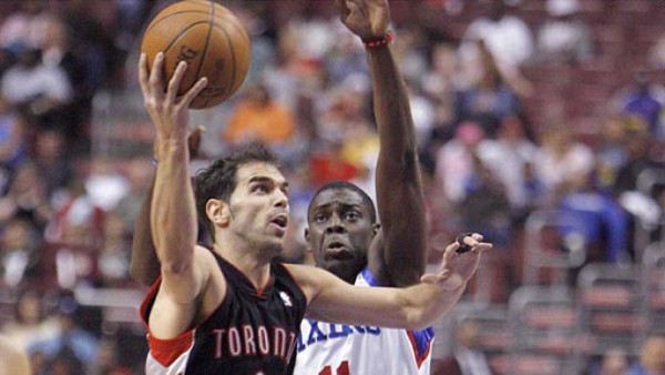 Calderón se queda con los Raptors