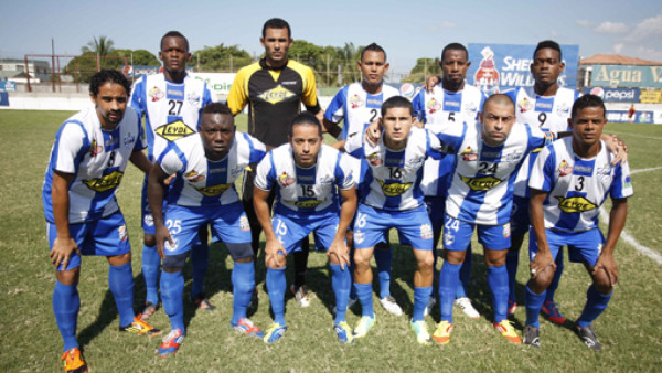 Victoria, líder en Honduras a pura juventud y coraje