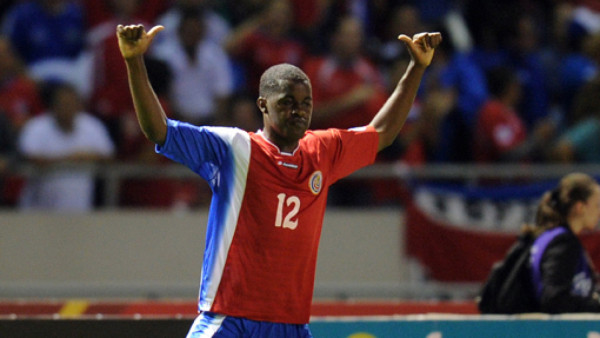 Tico Joel Campbell culpa a su selección por no poder acoplarse al Betis