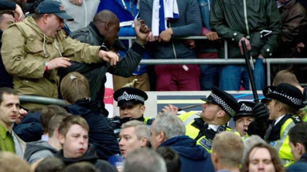 Hooligans del Millwall empañan la semifinal de FA Cup