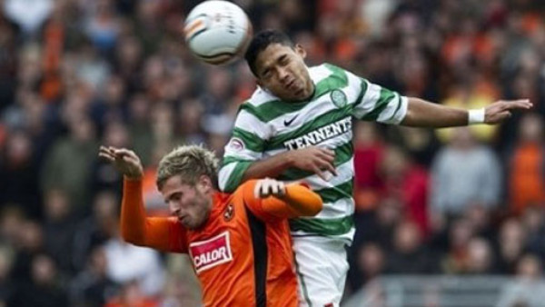 Celtic no se separa de Rangers