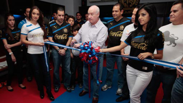 Olimpia inaugura moderno camerino