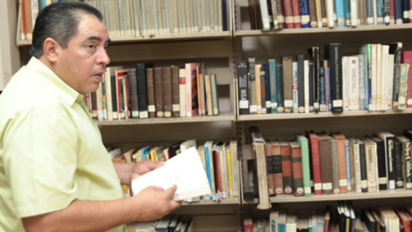 Edwin Pavón se ve campeón con Marathón