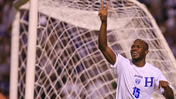 David Suazo regresó con gol a Honduras