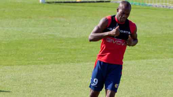 David Suazo se perderá el juego ante Inter