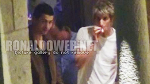 Coentrao se defiende tras ser 'pillado' fumando