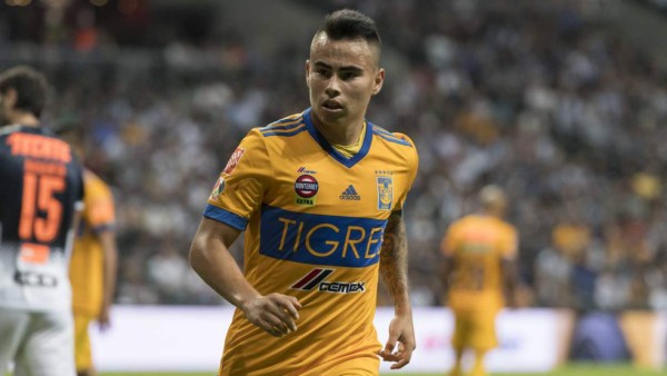 Brayan Beckeles protagonista en el 11 ideal de la primera jornada de la Liga MX