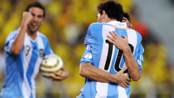 Una Argentina ofensiva enfrentará a Paraguay