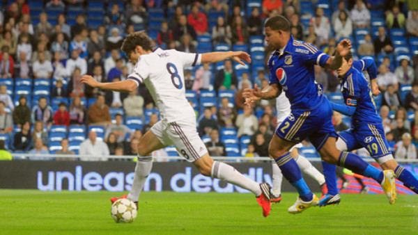 Kaká vuelve a brillar con Real Madrid